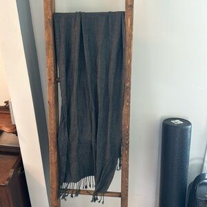 Grey Heathered Scarf